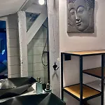 Fisherman's Surfhouse